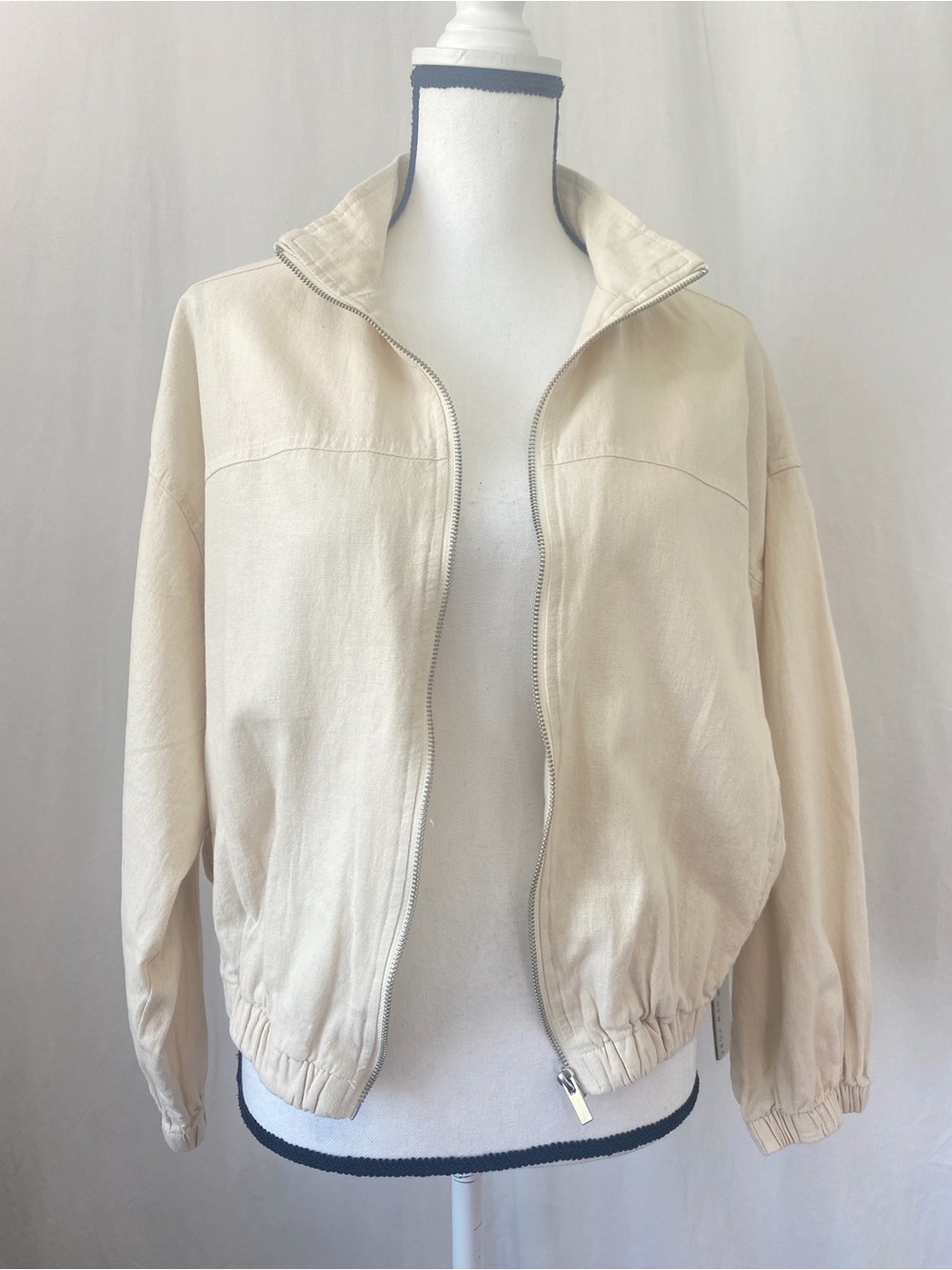 Nicole Miller Light Cream Tan Linen Viscose Zip-Front Jacket NWT size Medium